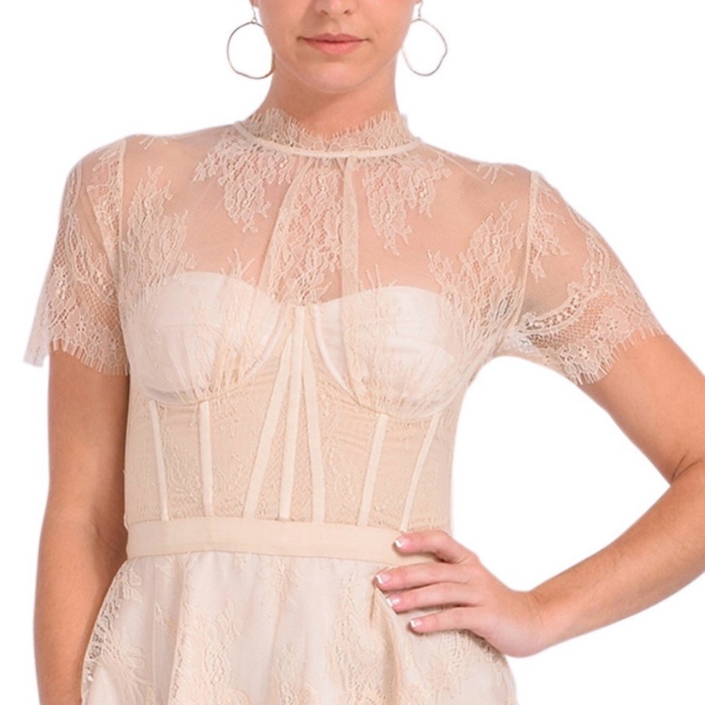 NWT SIMKHAI Kehlani Lace Bustier Top $ 445 NWT 2 4 XS